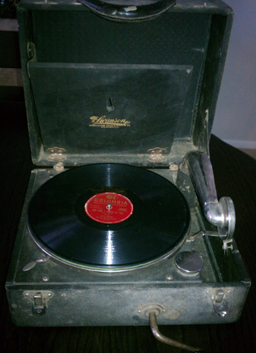 Antique Phonographs, Photos Gramophones, Victrolas, Photos 